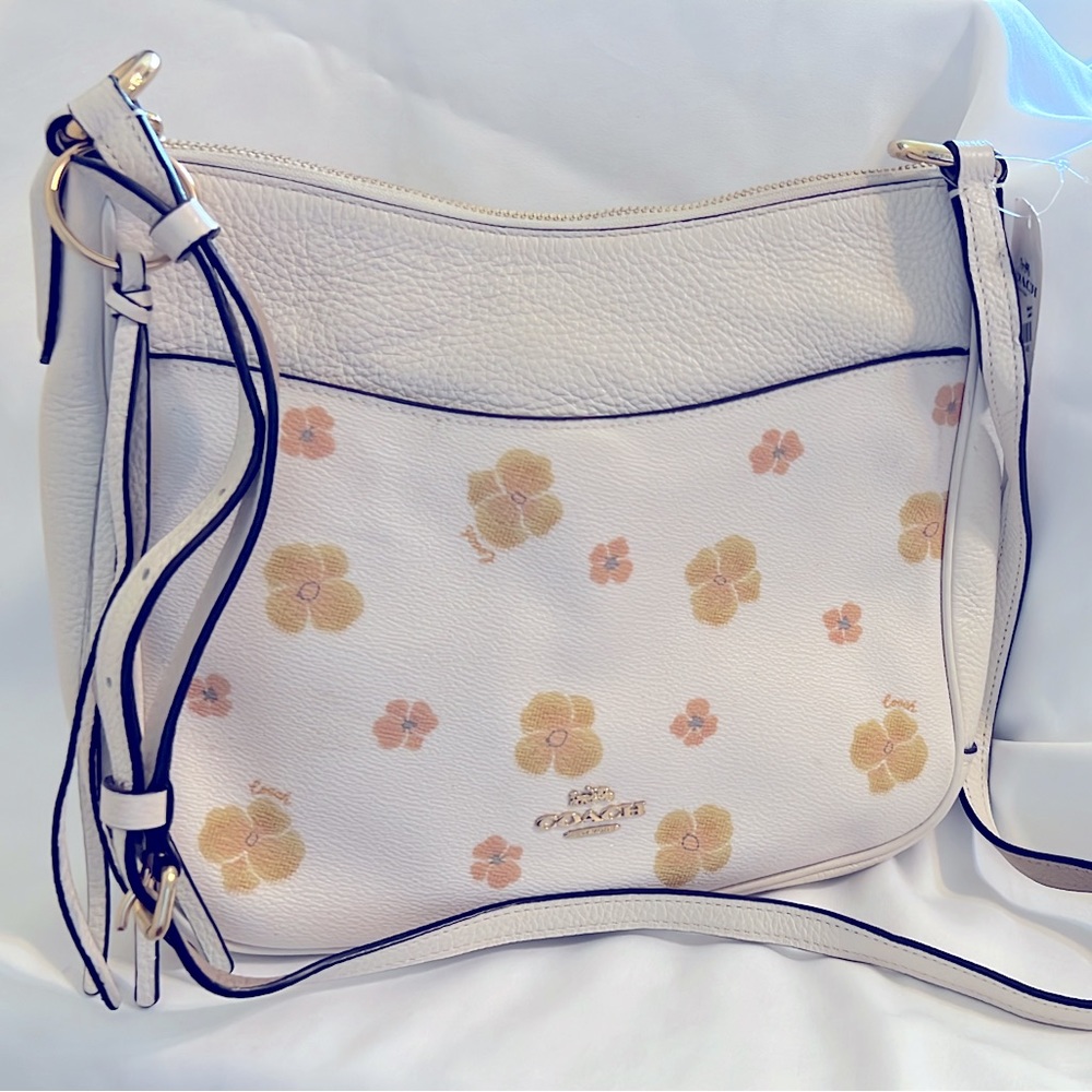 Crossbody coach